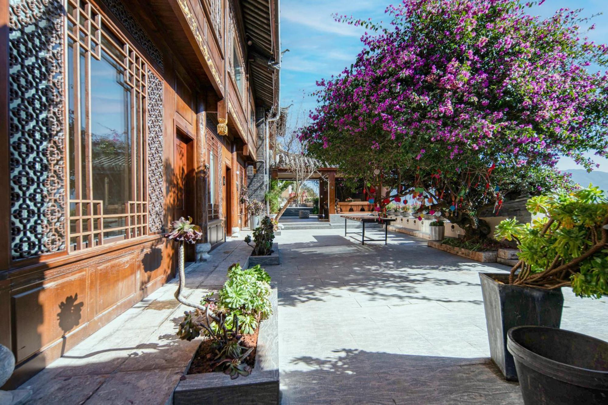 Lijiang Byw Mount View Inn Bagian luar foto